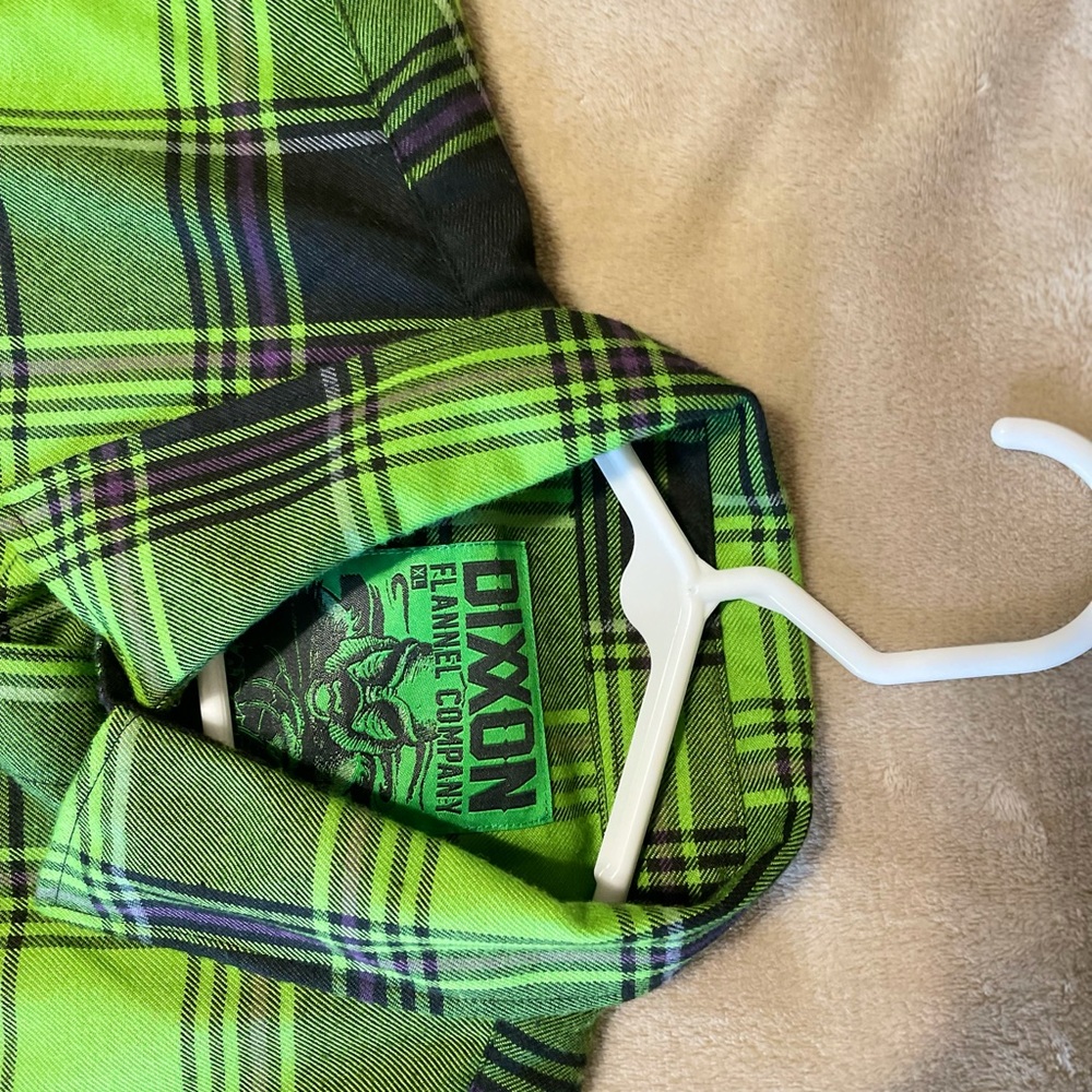 NWOT DIXXON Flannel-Washed in cold never worn.